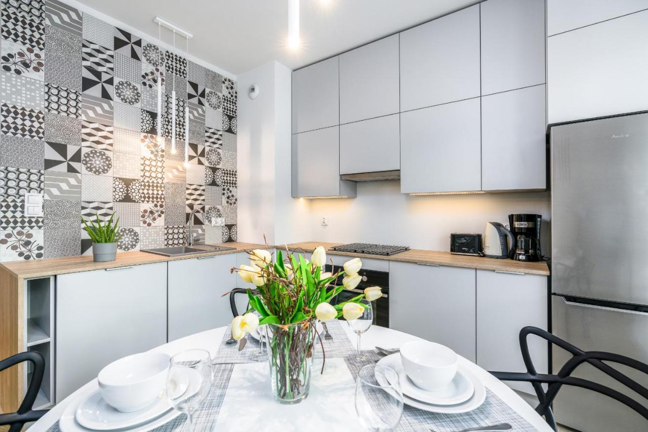 Apartments Poznan Fabryczna By Renters ภายนอก รูปภาพ
